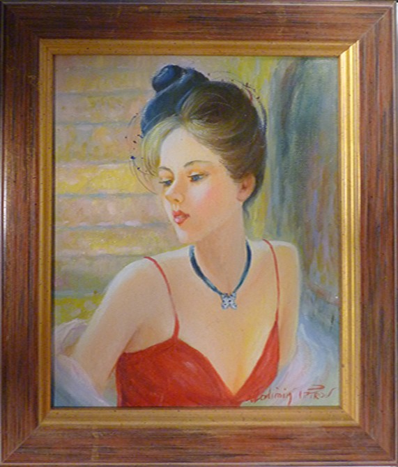 FEMME AU COLLIER BLEU